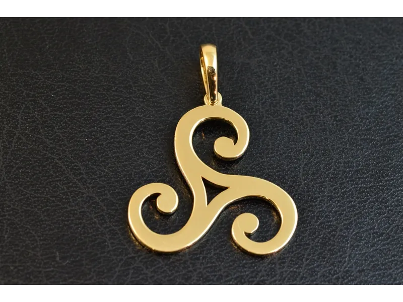 Triskel Pendant