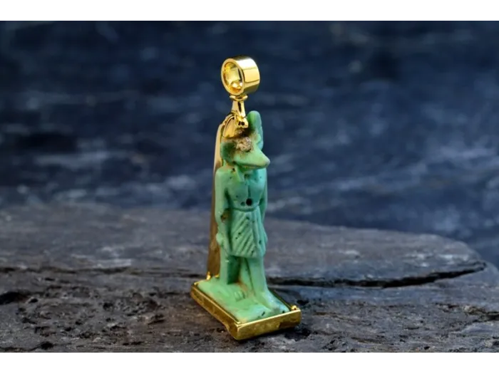 Colgante  con Amuleto de 2500 anos