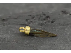 Pendant with 2200-Year-Old Arrowhead