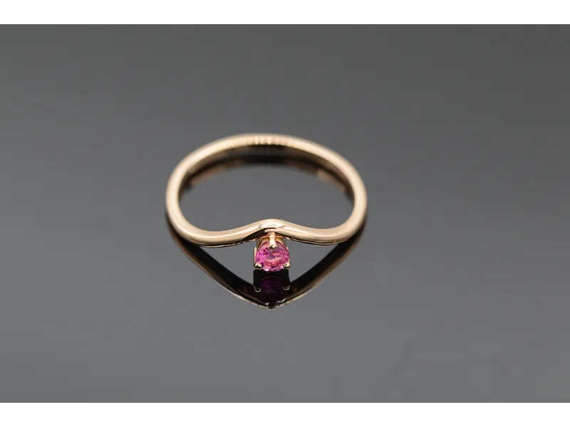 Wave Ring in Rose Gold with Tourmaline