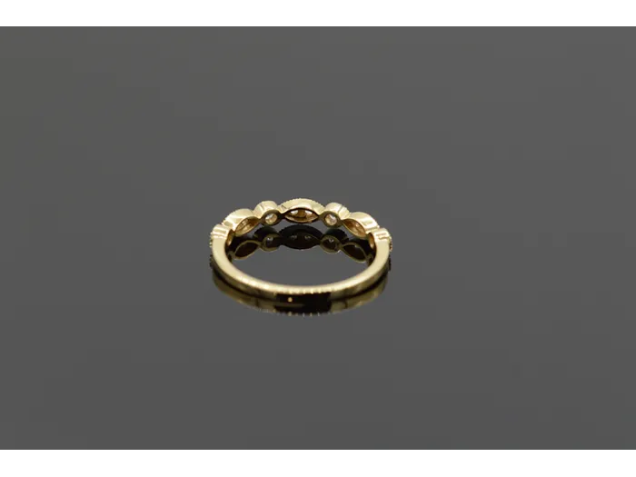 Anel Victoriano de Ouro Amarelo con Diamantes