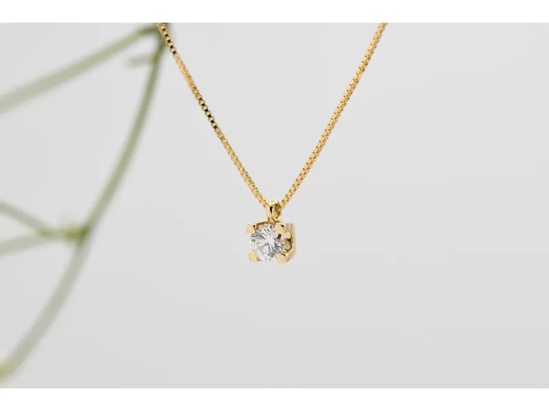Colgante punto de luz con diamante