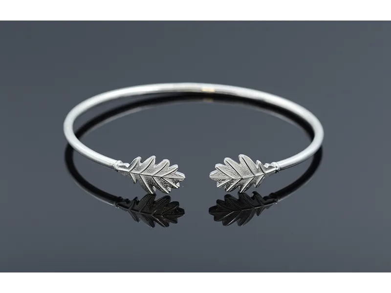 Brazalete de Plata Hojas de Roble