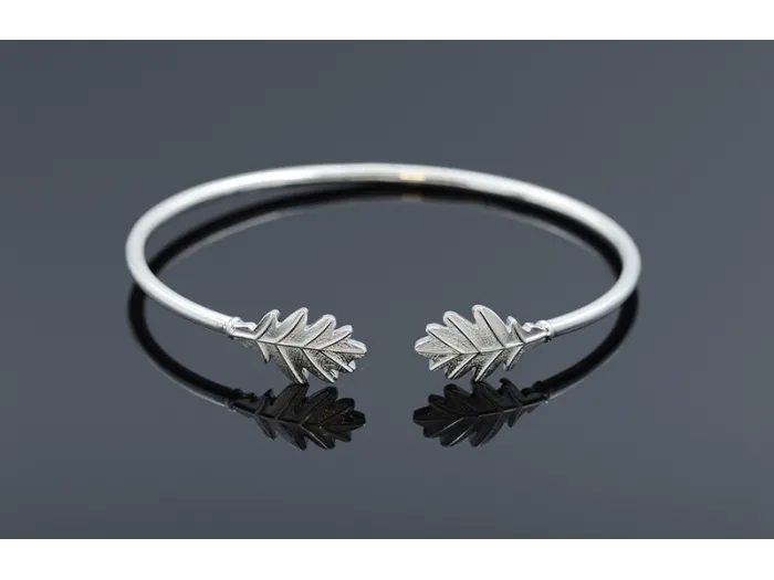 Brazalete de Plata Hojas de Roble