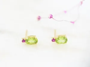 Yellow Gold Earrings with Peridot and Ruby