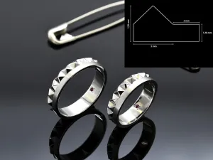 18K White Gold Punk Ring