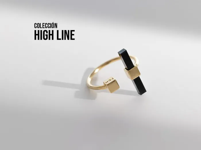 High Line Ring with Onyx