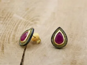 Silver earrings with ruby