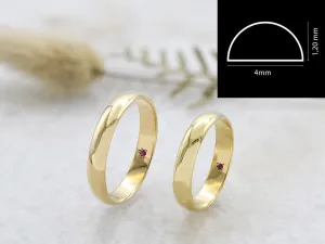 Classic 4mm Yellow Gold Wedding Ring