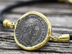 Pulsera de Oro con Moneda Romana