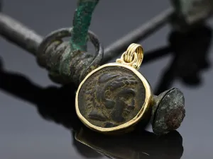 Gold Pendant with Ancient Greek Coin