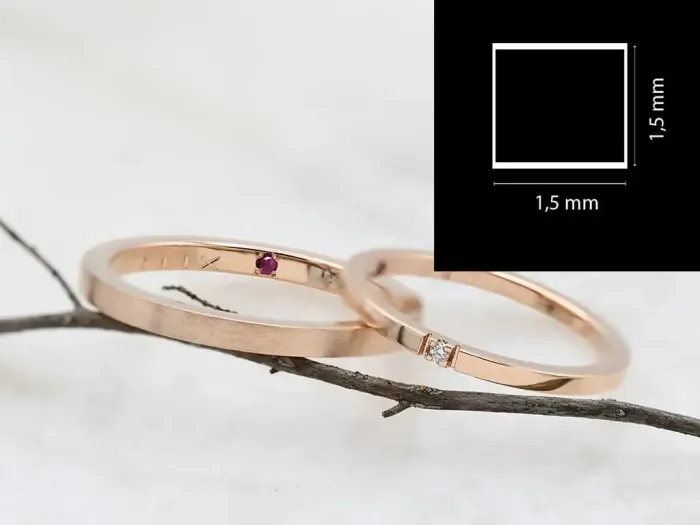 18K Rose Gold Ring with Diamond