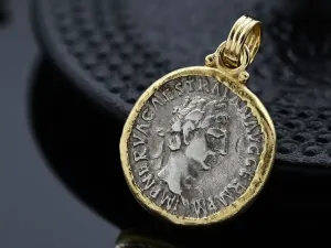 Colgante de Oro con Moneda Romana