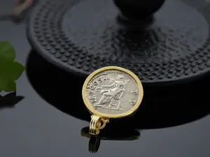 Gold Pendant with Roman Coin