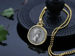 Gold Pendant with Roman Coin