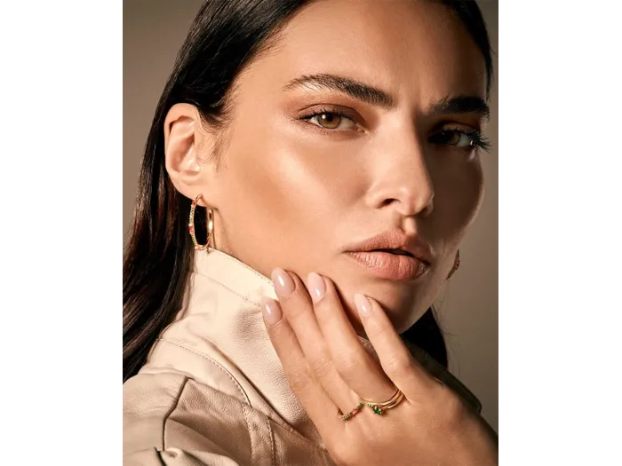 Ssilverr Ring with Zirconias