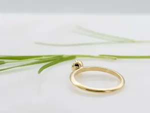 18K Gold Ring with Emerald