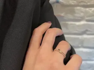 Anillo de Oro Rosa con Diamante