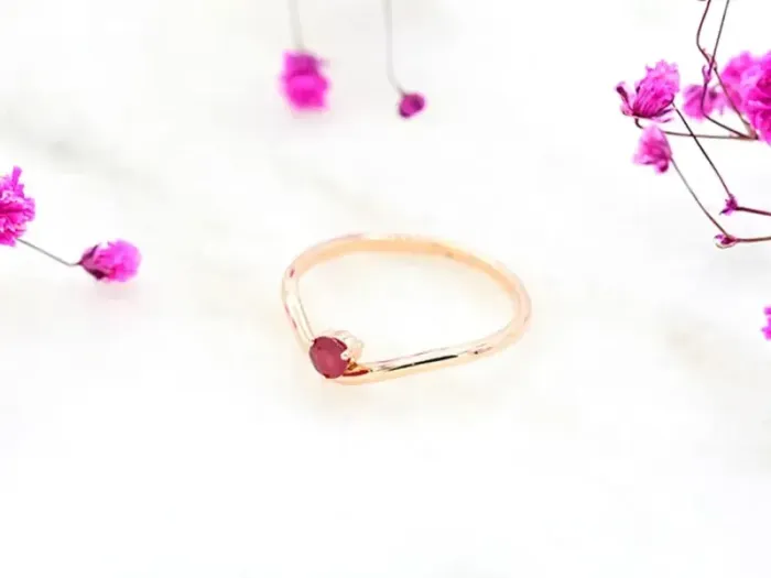 Wave Ring in Rose Gold with Ruby