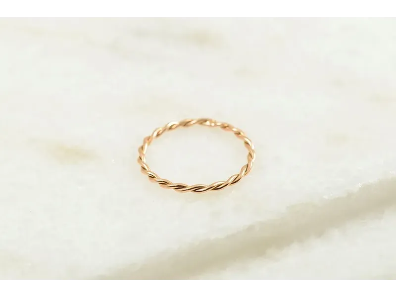 Anillo Trencita de Oro Rosa