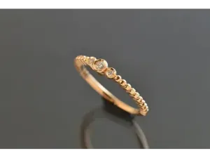 Anillo de Oro Rosa con Brillantes de 0,045 qt