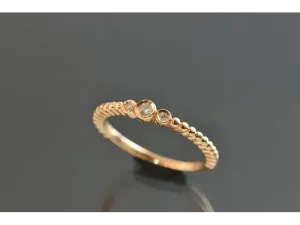 Anillo de Oro Rosa con Brillantes de 0,045 qt