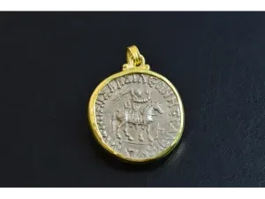 Colgante con Moneda Escita