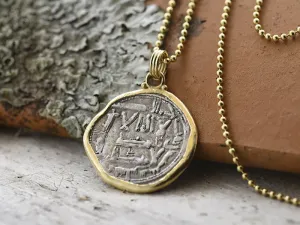 Colgante de Oro con Moneda Medieval