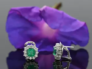 Pendientes de Oro con Esmeraldas y Diamantes