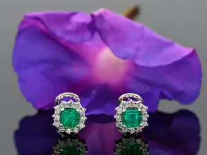 Pendientes de Oro con Diamantes y Esmeralda