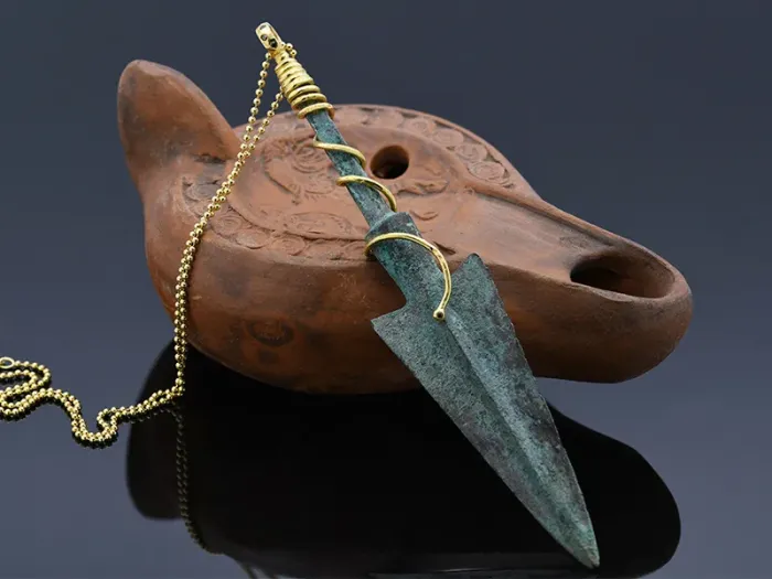 Gold Pendant with Ancient Arrowhead