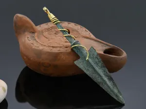 Gold Pendant with Ancient Arrowhead