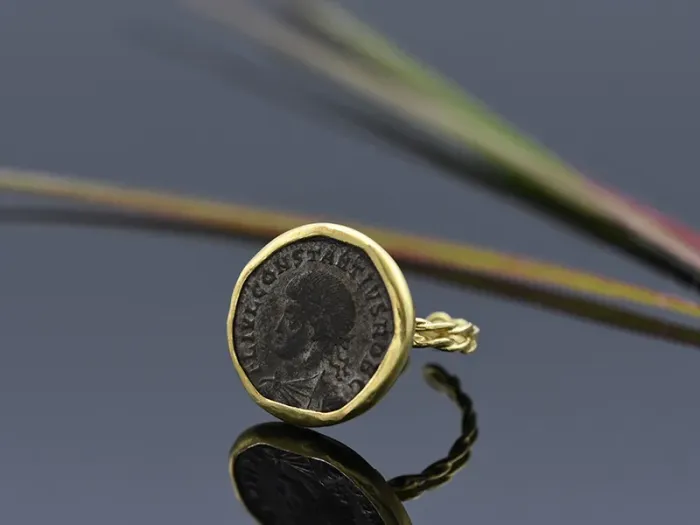 Anillo con Moneda Romana