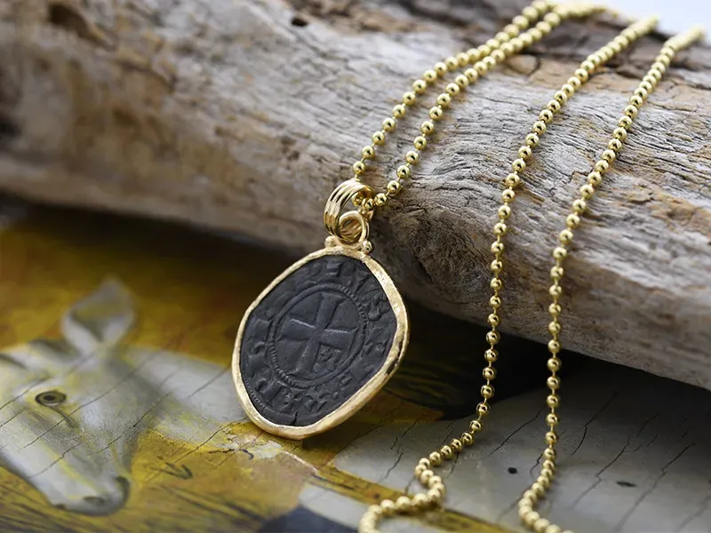 Gold Pendant with Medieval Coin