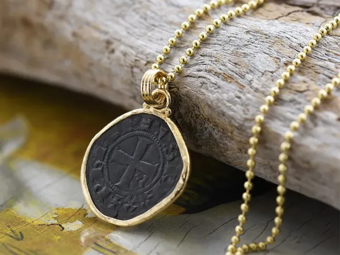 Gold Pendant with Medieval Coin