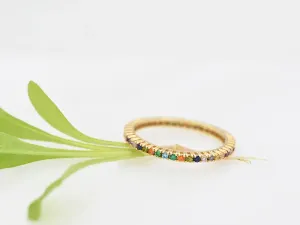 Anillo de Oro con Circonitas de Colores