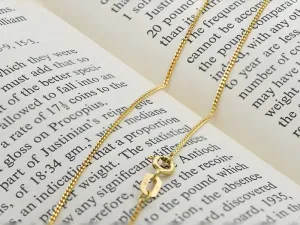 Gold curb chain