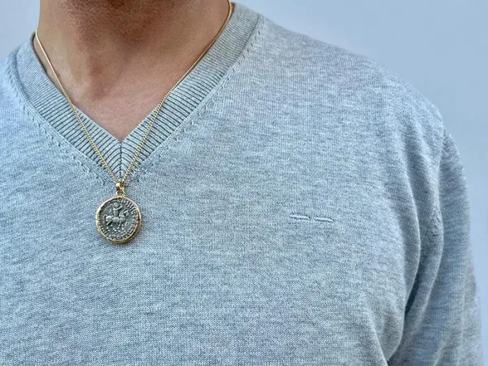 Colgante de Ouro con Moeda Escita