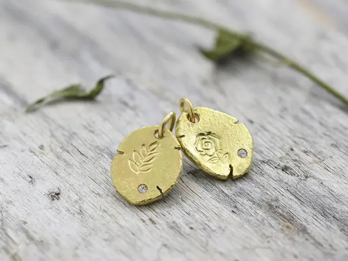 Colgante Wabi-Sabi con Rosa e Diamante