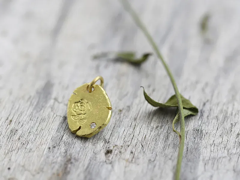 Wabi-Sabi Pendant with Rose and Diamond Wabi-Sabi Pendant with Rose and Diamond
