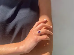 Anel de Ouro Branco con Rubí e Diamantes