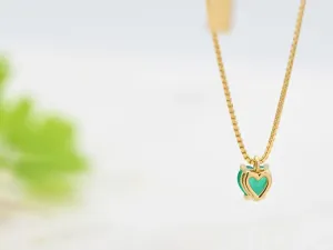 Colgante con Esmeralda Talla Corazón