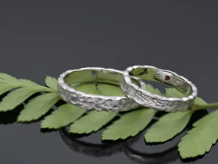 18K Rustic Finish White Gold Ring
