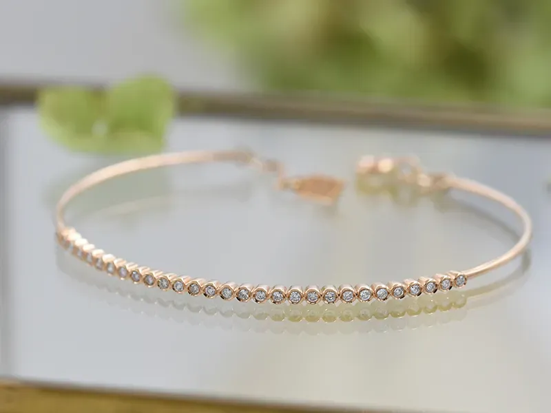 Brazalete de Oro Rosa con Diamantes