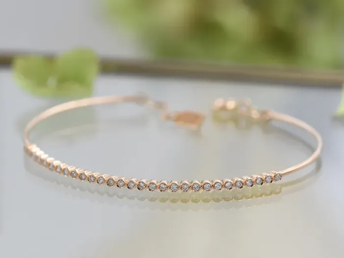 Brazalete de Oro Rosa con Diamantes