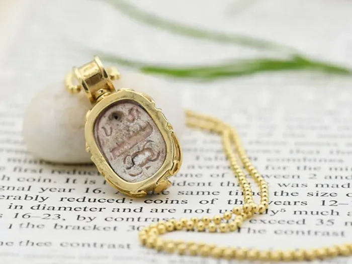 Gold Pendant with Egyptian Scarab