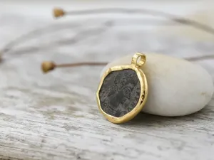 Gold Pendant with Ancient Roman Coin