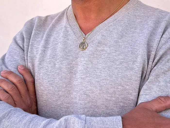 Colgante de Oro con Moneda Romana