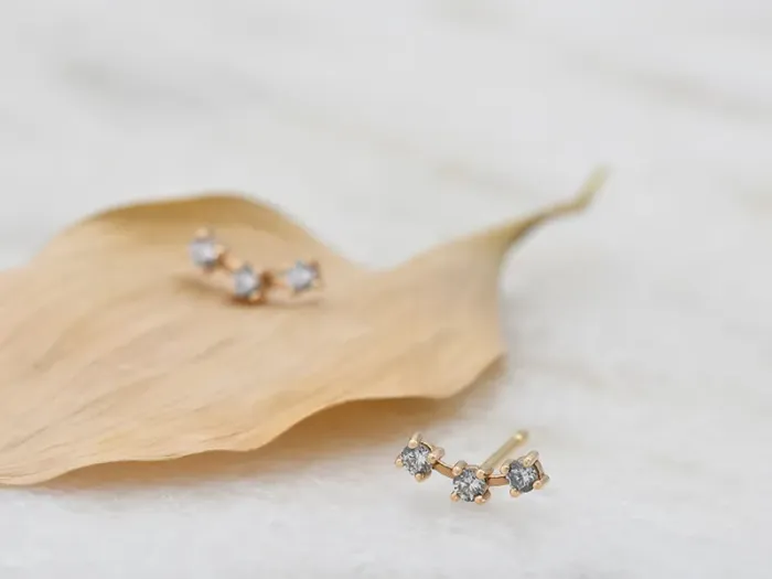 Pendientes Trepadores de Oro Rosa con Circonitas