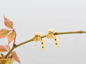 Gold Earrings with Diamonds